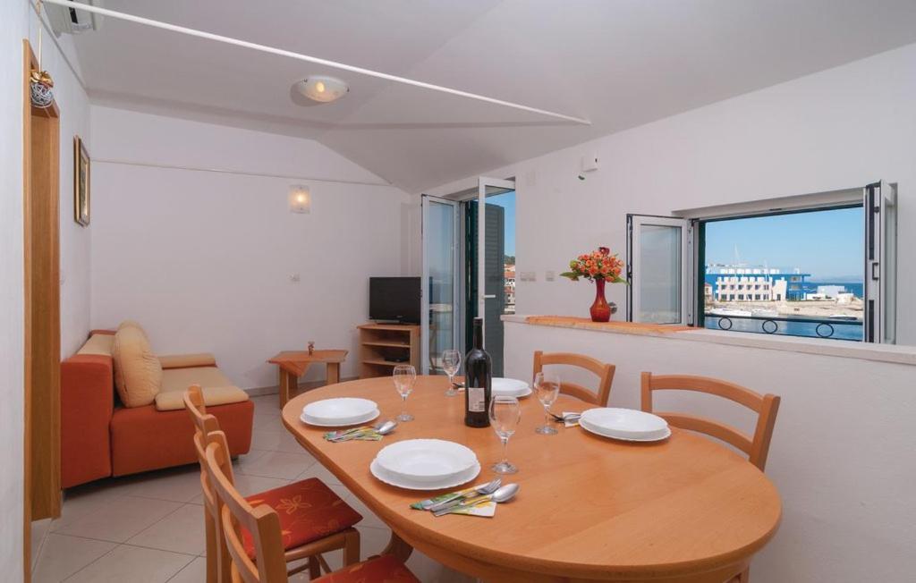 Direct At Sea Apartamento Postira Exterior foto
